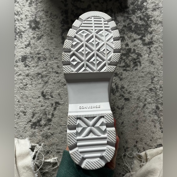 Never been worn, just kept on shelf, but don’t have the original box. - Picture 2 of 5